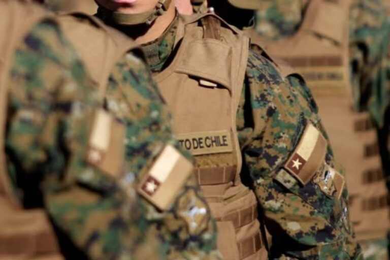 Soldado de 19 años muere durante marcha de instrucción en Putre 
