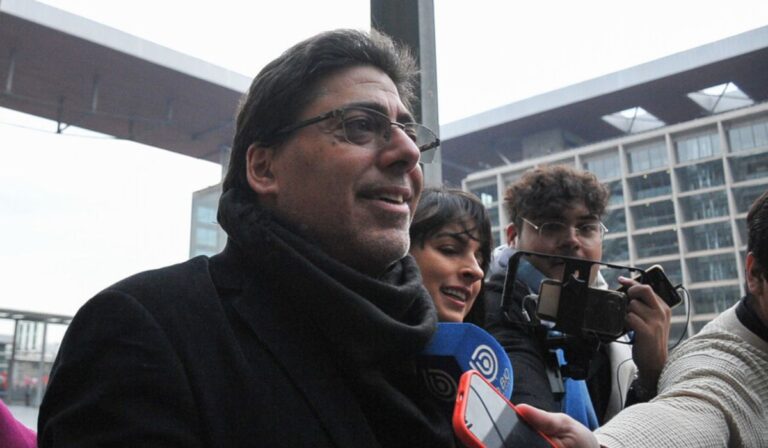 Revocan prisión preventiva a Daniel Jadue: Queda con arresto domiciliario total