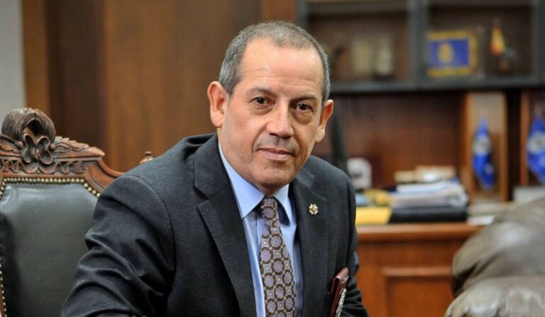 Corte de Santiago canceló prisión preventiva de exdirector de la PDI