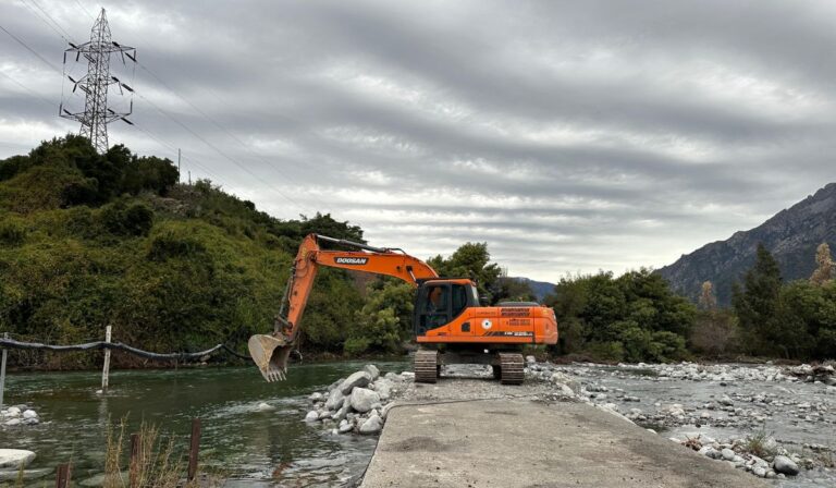 San Clemente: Habilitarán terraplén provisorio en estero Tricahue de Armerillo
