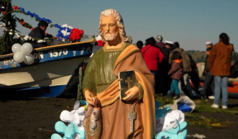 ¡Disfruta junto la familia y amigos! Este sábado es la Fiesta de San Pedro en Vichuquén