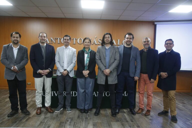 Literatura en Talca: comuna fue sede para lanzamiento de ediciones U. Santo Tomás