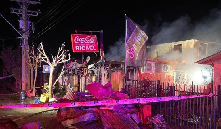 Fatal incendio en Yerbas Buenas: Una persona herida y tres fallecidos