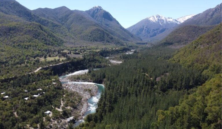 Reúnen datos para reconocer como un Geoparque a la precordillera del Maule
