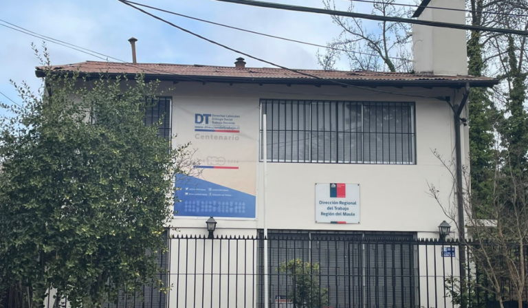 Por acoso y homofobia: Abogado de la Inspección del Trabajo denuncia tras una década de servicio