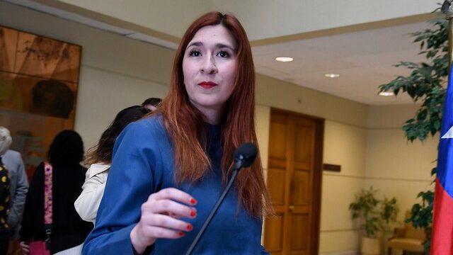 Revelan chats que indican conocimiento por parte de diputada Pérez sobre traspasos de dineros en Democracia Viva