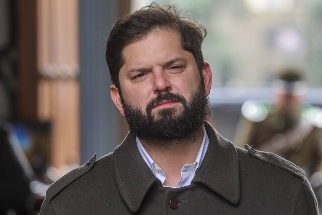 Fiscal confirma que Presidente Boric tiene calidad de imputado: No habla de acoso y dice que se indaga difusión indebida de imágenes íntimas