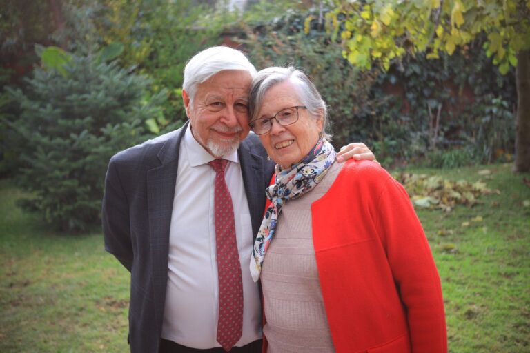 Roberto Celedón asumirá el escaño de su esposa, Mercedes Bulnes, en la Cámara