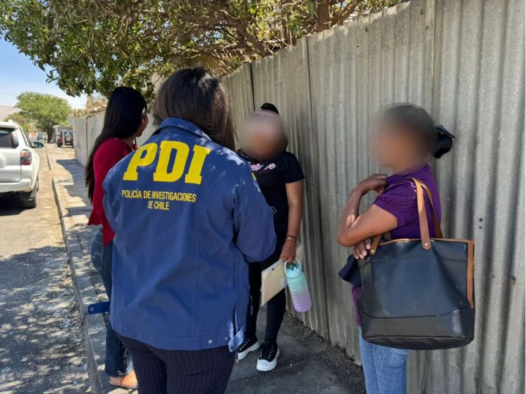 Fiscalización en Curicó: PDI detiene y expulsa a extranjeros con órdenes vigentes