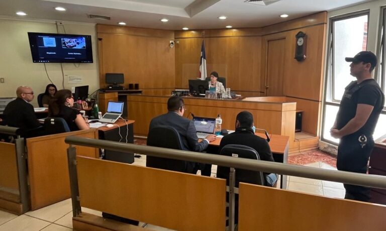 Prisión preventiva para hombre que asesinó a joven en San Clemente tras asaltarla y huir