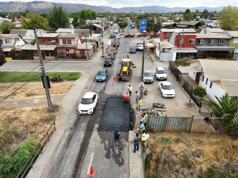Justo a la llegada de Marzo: Acceso al puente entre Maule y Talca es mejorado con asfaltado