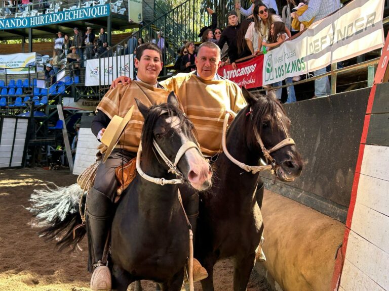 Los Corvalán hacen historia: padre e hijo clasificados al Campeonato Nacional de Rodeo