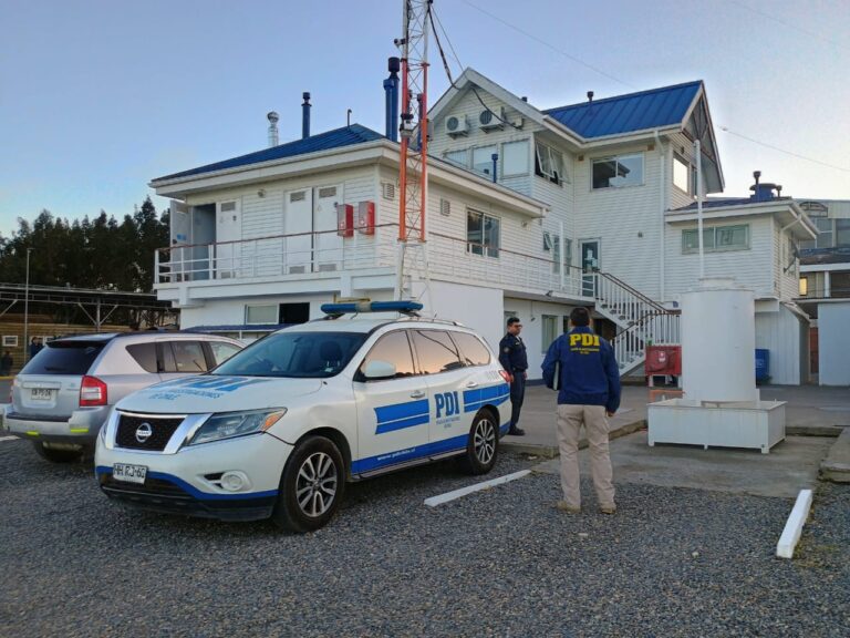Hallan cadáver flotando en el Río Maule: investigan posible causa de muerte en Constitución