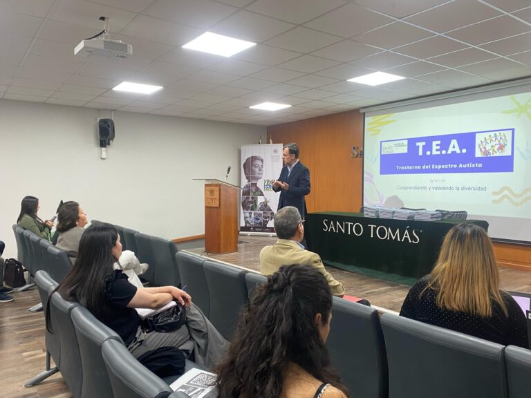 Santo Tomás Talca refuerza estrategias para apoyar a estudiantes TEA