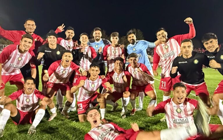 La difícil situación de Deportes Linares en Segunda División y la valentía de sus socios para sostener al equipo