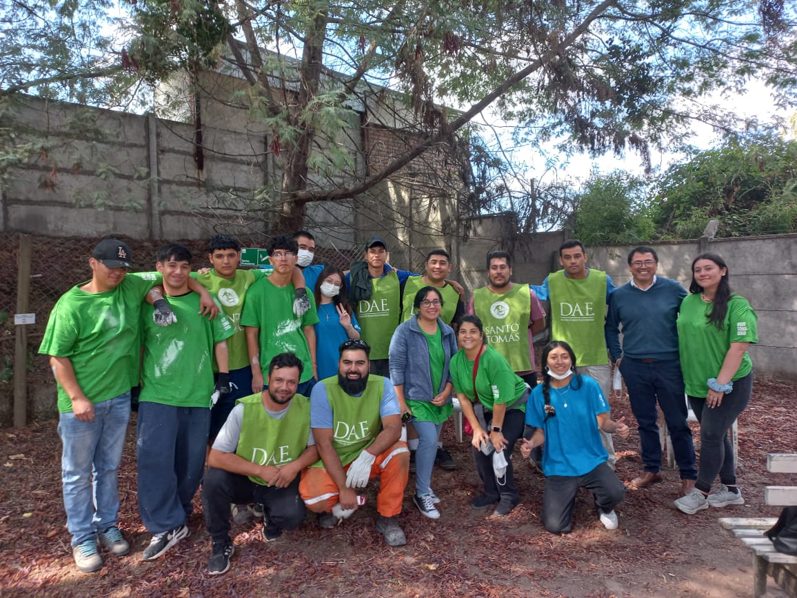 Estudiantes de Santo Tomás Talca se unen en Mechoneo Solidario 2025