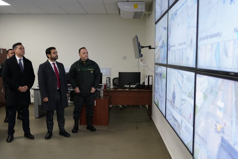 Nueva cárcel de Talca avanza con ingreso de internos: autoridades verifican funcionamiento