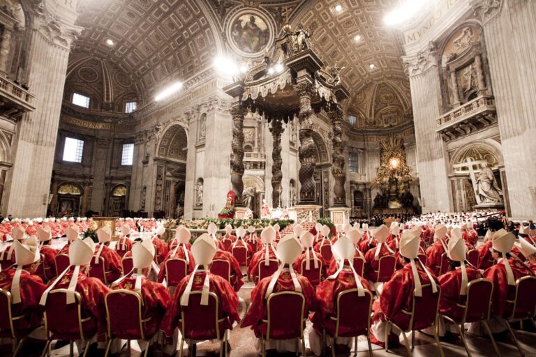 Cónclave en el Vaticano inicia con alta expectativa mundial por la elección del nuevo Papa