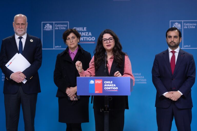 Gobierno presentará proyecto de aborto legal en el Congreso y llama a un debate antes de aplicar urgencia