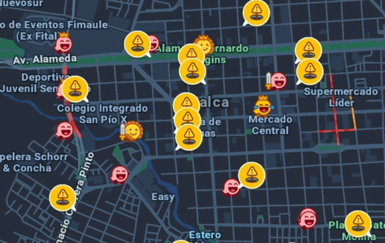 Indignación en Talca por mal estado de calles: aumentan reportes de baches en Waze