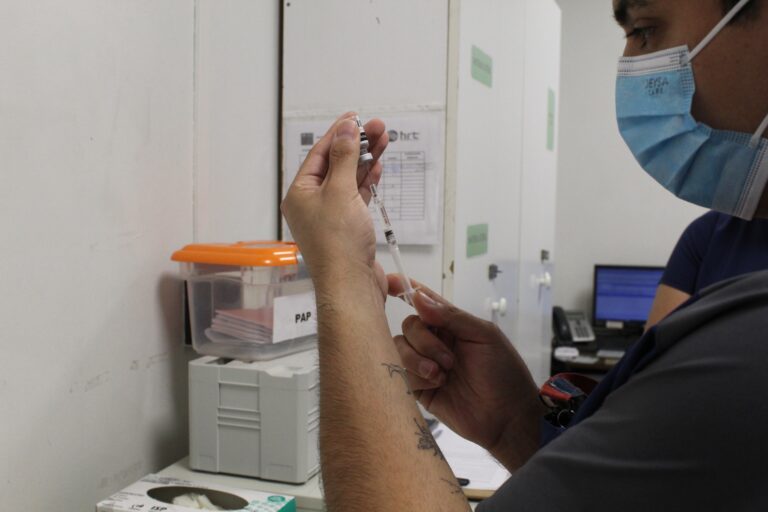 Preocupación en Talca por alza de virus respiratorios: Influenza A domina la circulación viral en la región