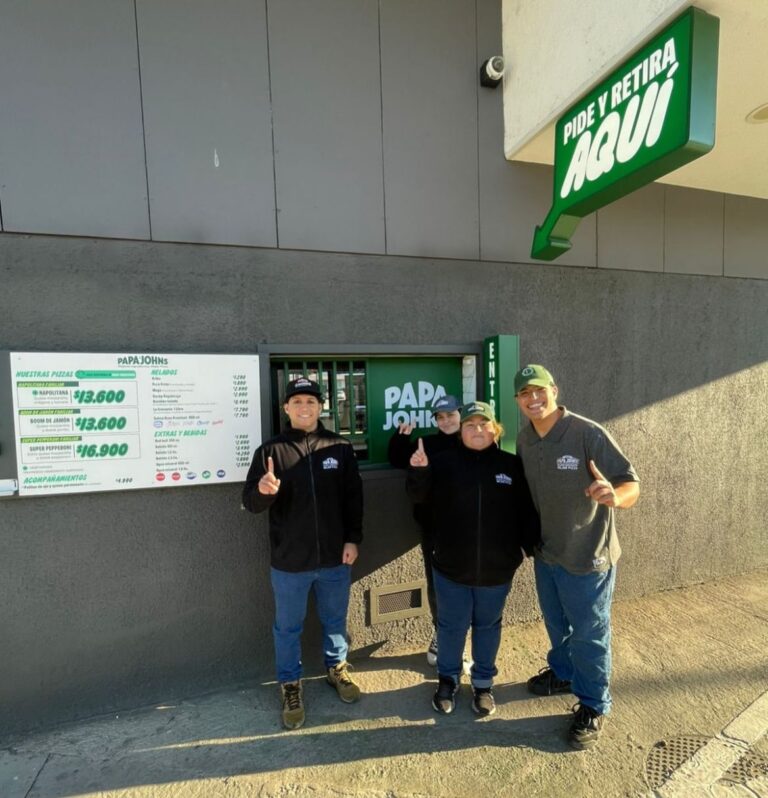 Papa Johns abre en Talca el primer “Papa Car” de Chile