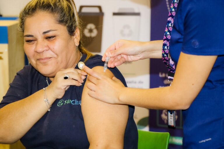 Influenza A lidera hospitalizaciones en Talca: llaman a vacunarse