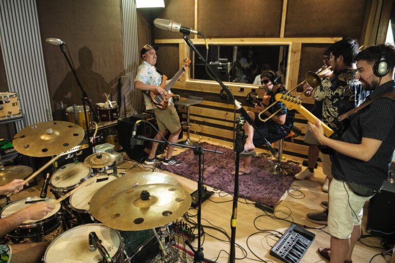 La Banda de Gregorio estrena “Wüeste” con show en vivo
