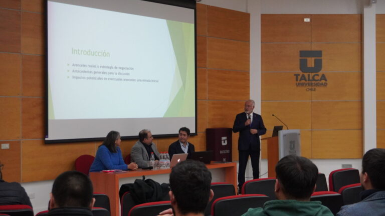 Conversatorio de la UTalca analizó riesgo indirecto de aranceles EE.UU. en exportación de cerezas
