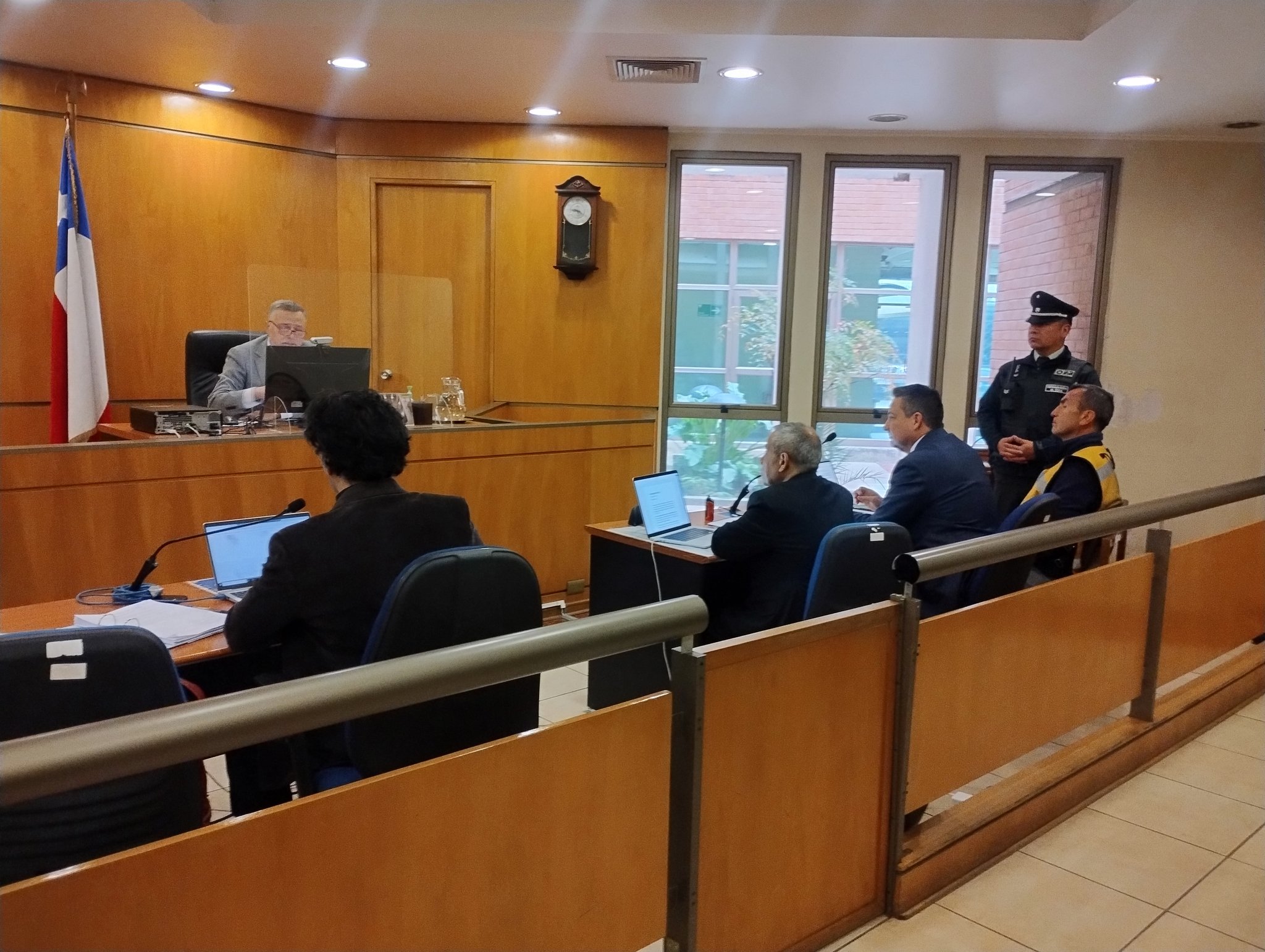 Revocan prisión preventiva a diputado Pulgar: arresto domiciliario total