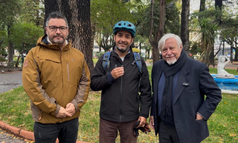 Diputado Roberto Celedón denuncia ausencia de transporte público en Curicó