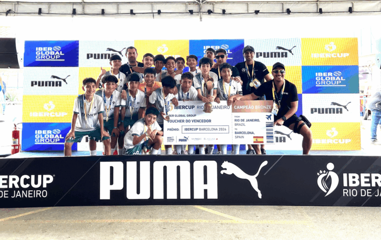 ¡Campeones en Brasil! Jóvenes futbolistas de Curicó triunfan en la Ibercup de Río de Janeiro