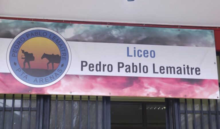 Ataque escolar en Punta Arenas: apuñalan en el corazón a estudiante de 16 años