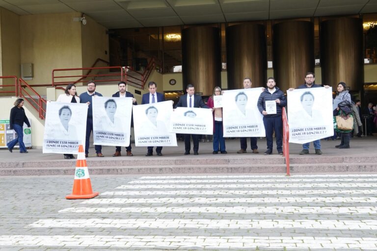 Autoridades de Villa Alegre exigen justicia en el Congreso por desaparición de María Ignacia González