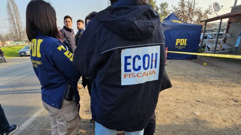 Doble homicidio en cancha de fútbol amateur: Hijo de militar mató al agresor de su padre en Colina