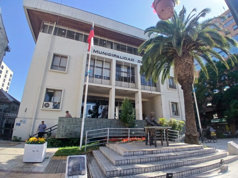 Cuatro municipalidades del Maule están entre las diez con mayor aumento de funcionarios entre 2022 y 2024