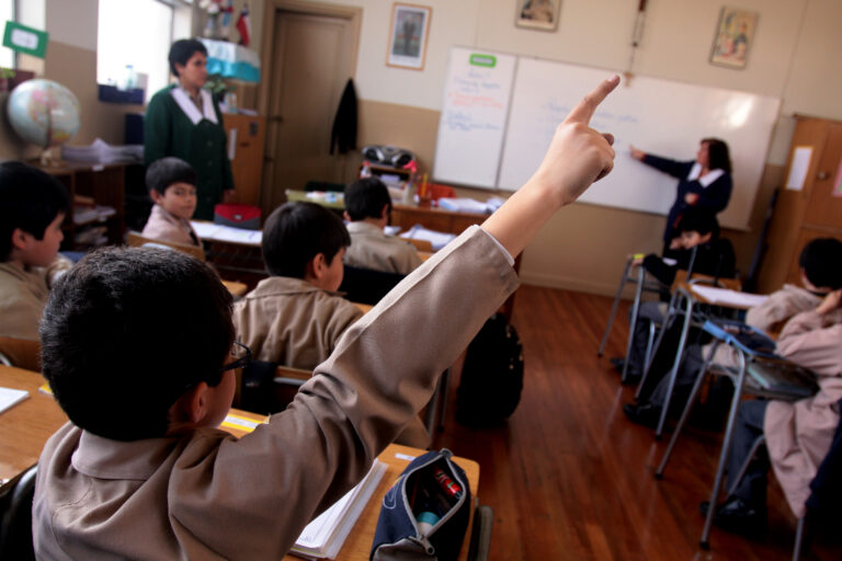 Detectan caso de escarlatina en liceo de Talca: ¿Qué es, cómo se contagia y cómo tratarla?