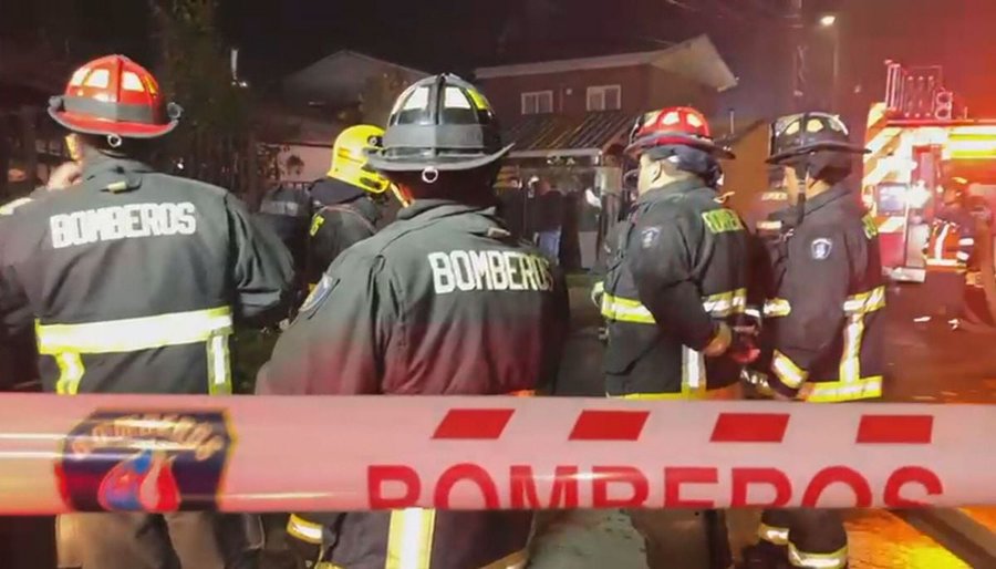 Incendio en Talca cobra la vida de madre y tres hijos