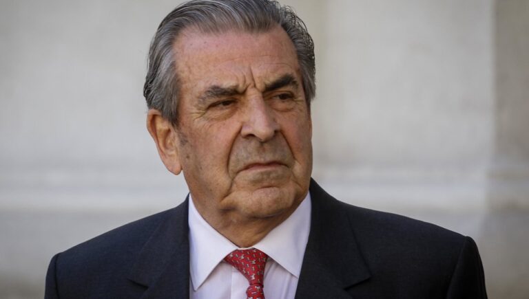Eduardo Frei califica apoyo de la DC a campaña de Jara como una decisión que “traiciona los principios”