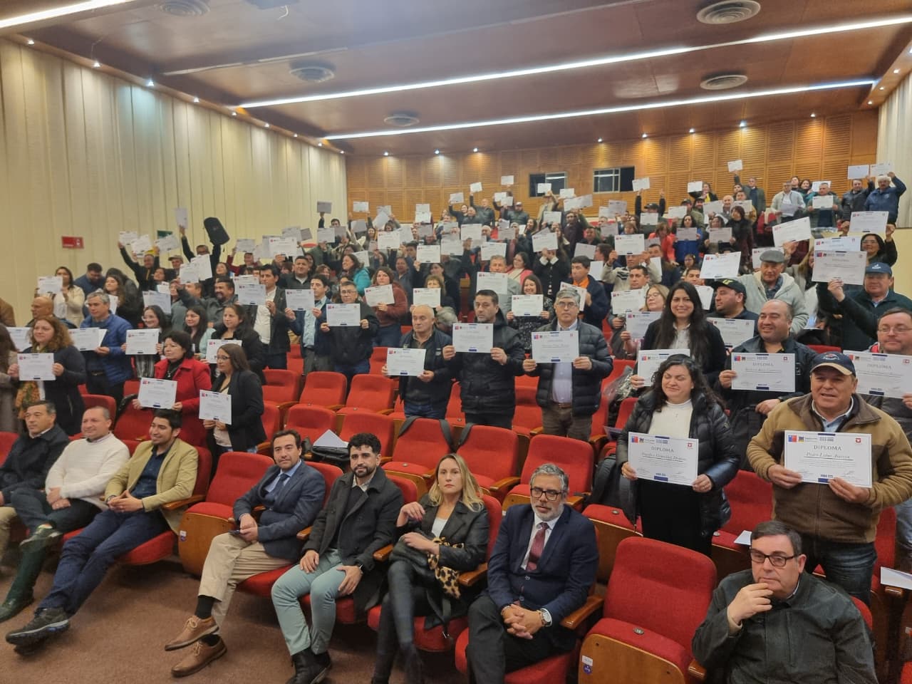 Certificación de administradores y operarios de Servicios Sanitarios Rurales en Talca, Linares y Curicó
