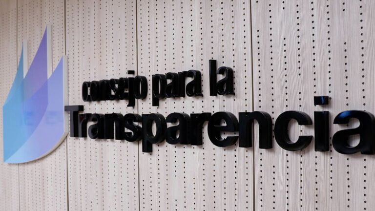 Revelan que más de 80 mil funcionarios públicos tienen más de un contrato con el Estado