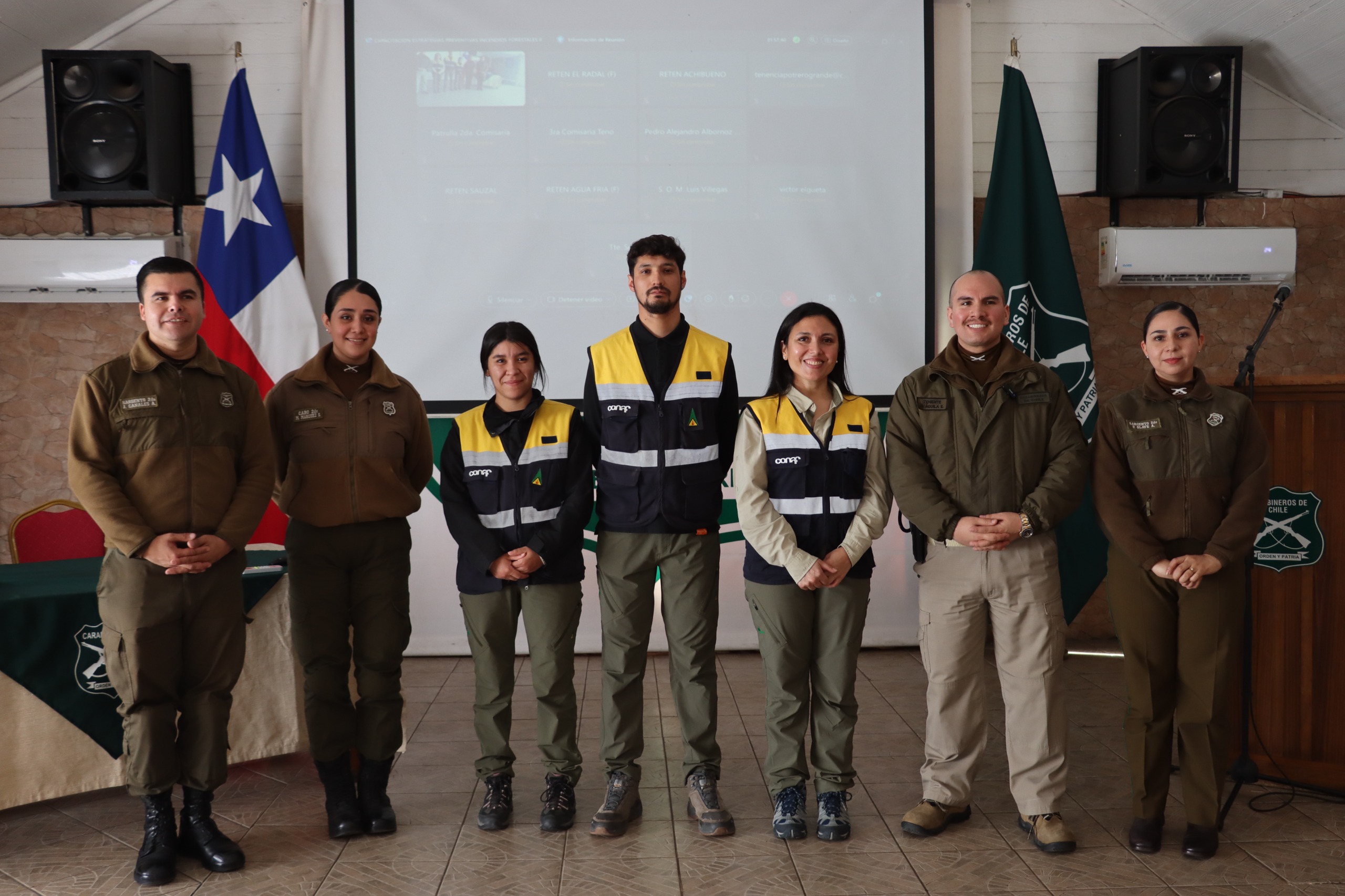 Capacitación en estrategias contra incendios para patrullas forestales del Maule