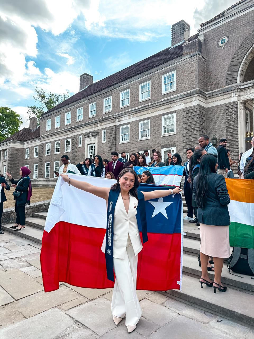 María Antonieta Naranjo: liderazgo femenino en Cambridge