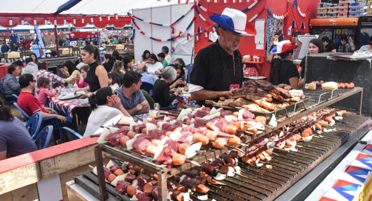 Fiestas Patrias 2025: Cómo disfrutar un 18 largo sin vaciar tu billetera