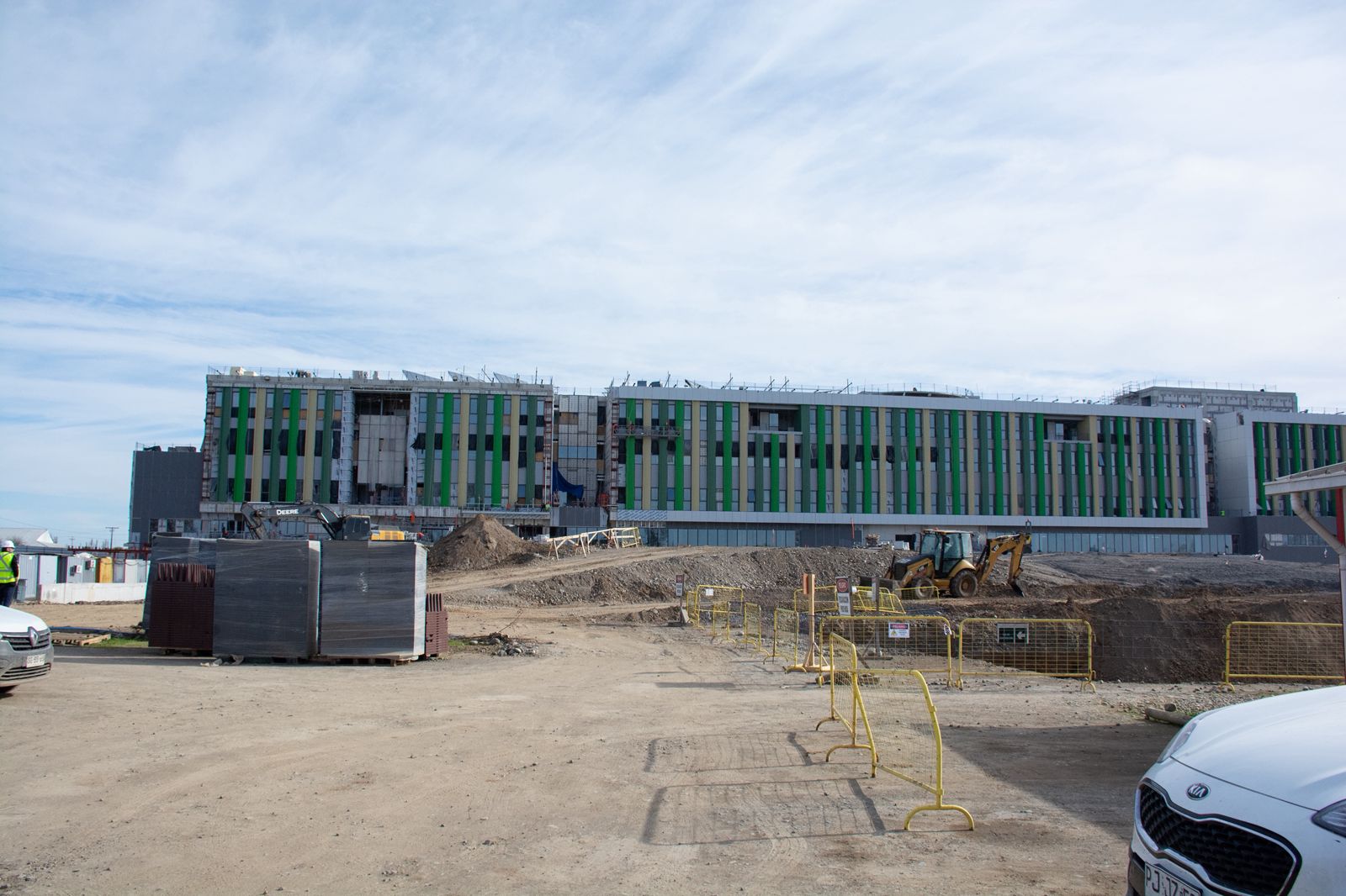 Construcción del nuevo Hospital de Parral avanza al 85%