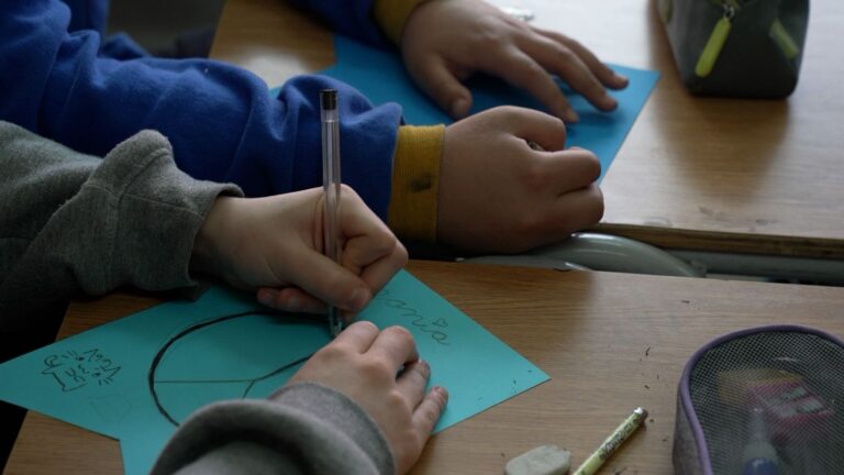 Educación vuelve al centro del debate: candidaturas presidenciales exponen sus cartas