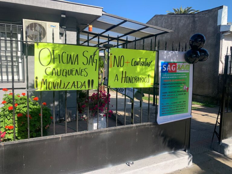 Funcionarios del SAG inician movilización indefinida por compromisos laborales incumplidos