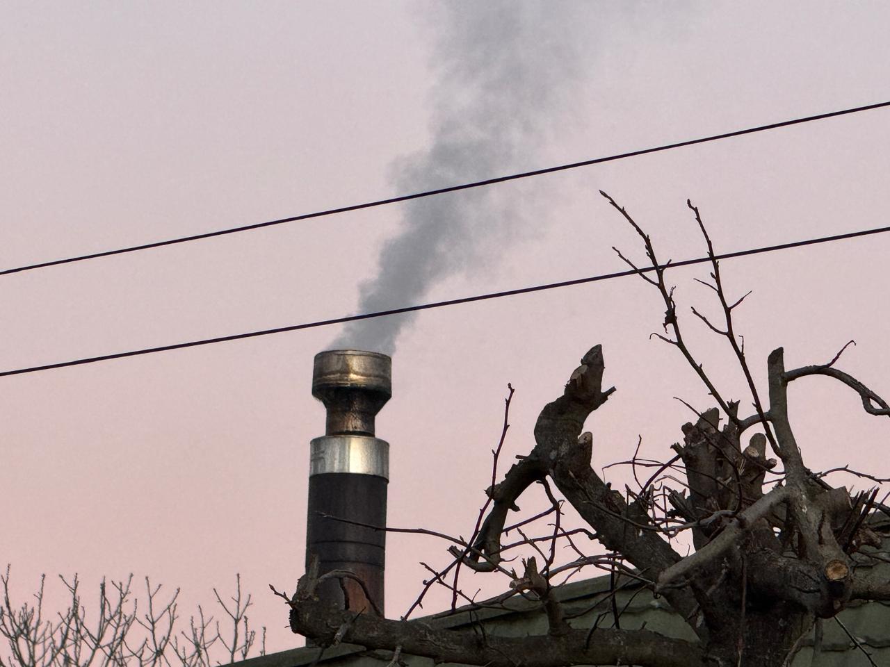 Disminución del 30% en episodios críticos de contaminación en Talca y Maule