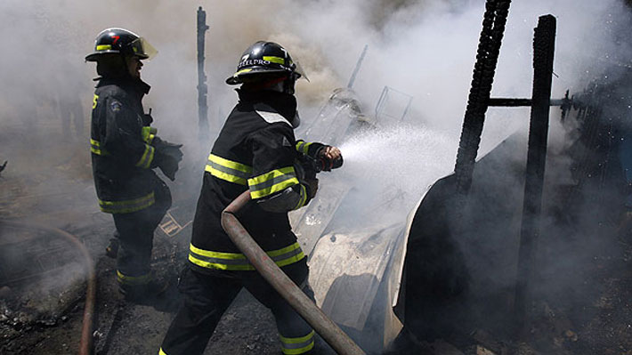 Incendio en Vichuquén causa la muerte de hombre de 70 años