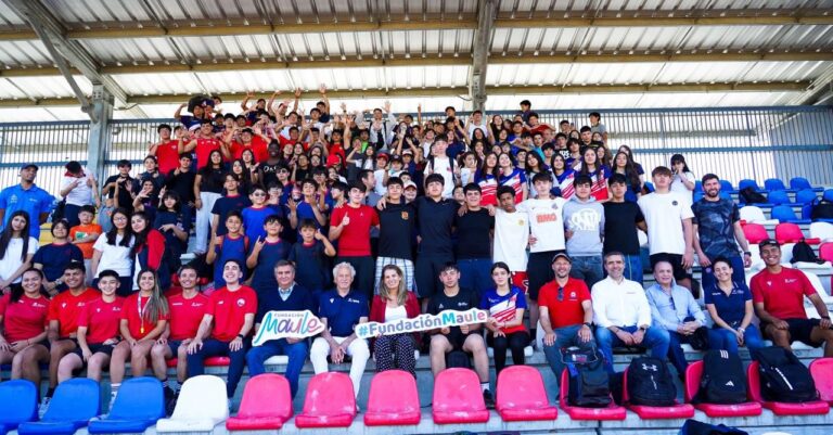 Más de 150 jóvenes fortalecen su formación deportiva y personal en el Maule